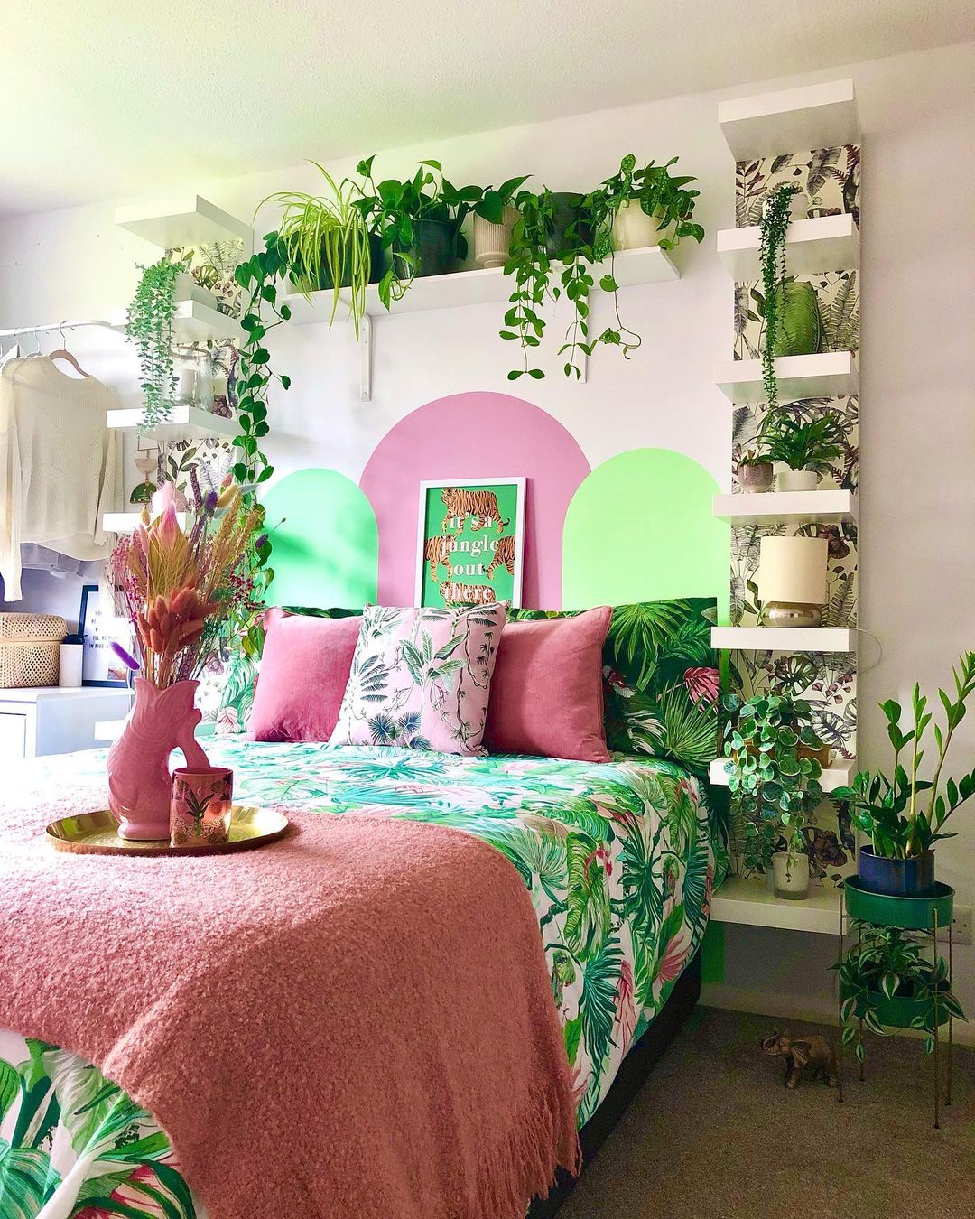 Planting shelves