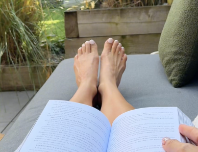 Katie @katie_ellison