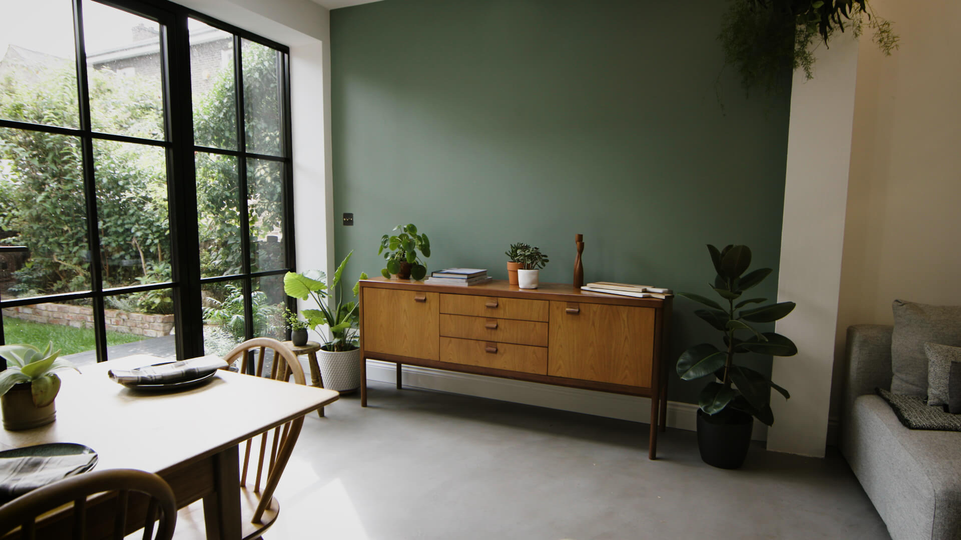 How to paint a feature wall