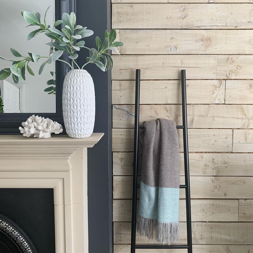 Rustic wood panelling